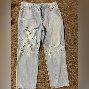 American Eagle Size 14 Mom Straight Light Blue Denim Jeans